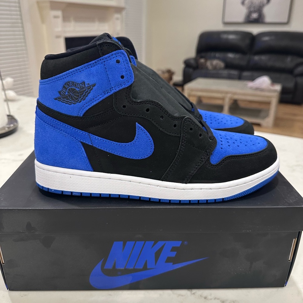 Jordan 1 Royals (reimagined) dead stock